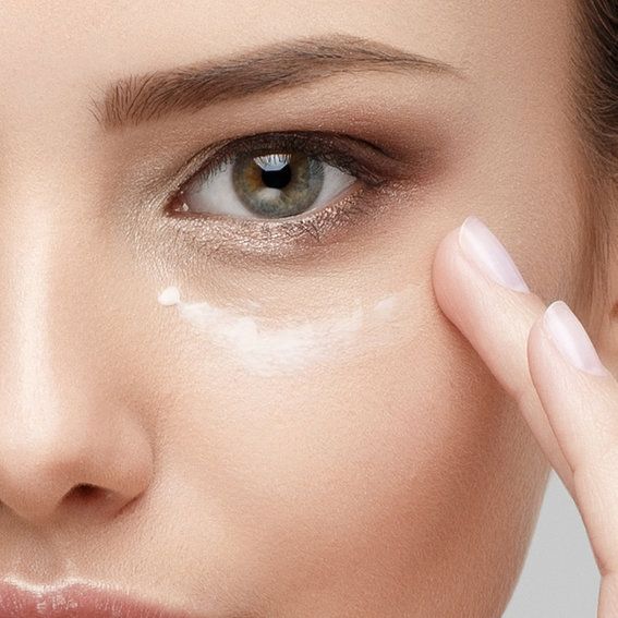Muốn trẻ hoá vùng mắt dùng meso nào? Rejuran i – Jalupro – RHA1